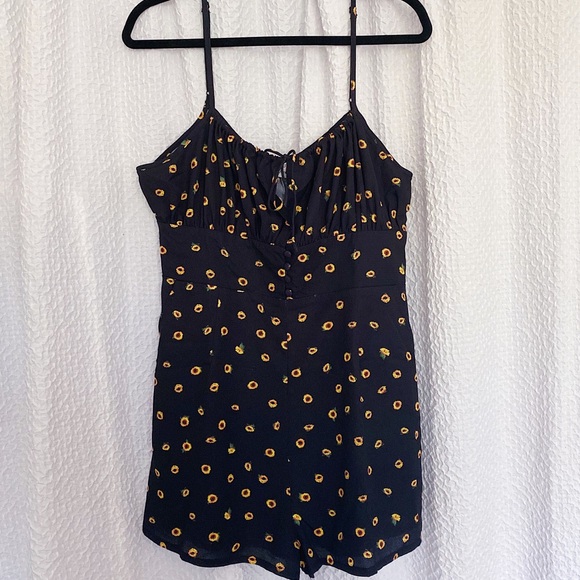 Princess polly playsuit - sunflowers size 12 - Picture 4 of 8